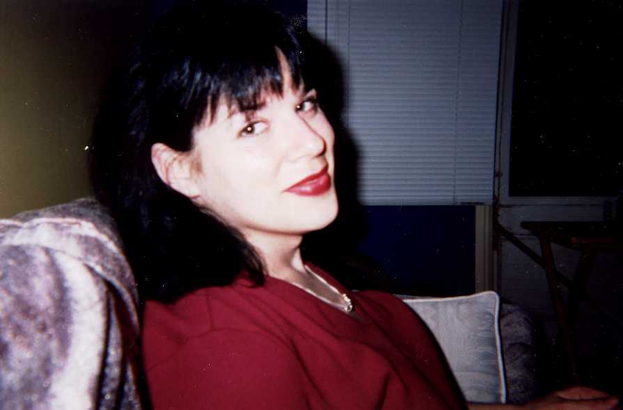 Stefany1.JPG (29499 bytes)